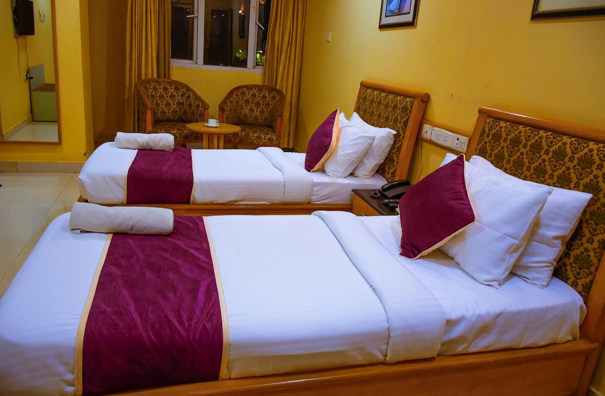 Naksha Tree Hotels - Mogappair Chennai Ngoại thất bức ảnh